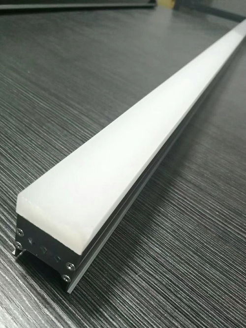 中山宏玖照明科技防水戶外led護(hù)欄管